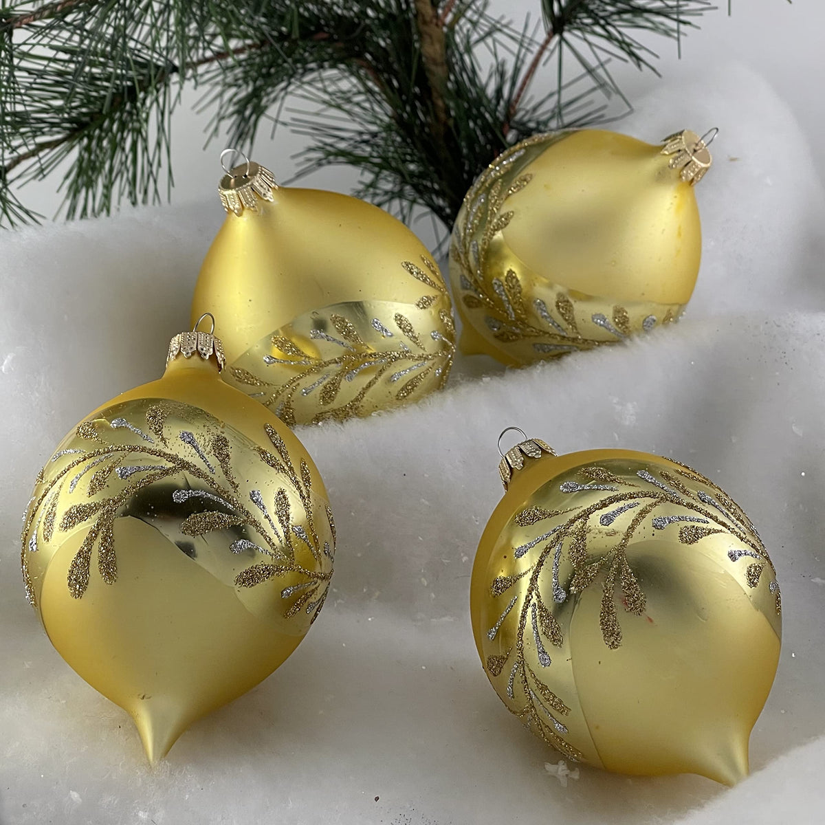 Glass Christmas Tree Ornaments - 67mm/2.63" [4 Pieces] Decorated Balls from Christmas by Krebs Seamless Hanging Holiday Decor (Gold Velvet 3.5" Onion with Leaves)