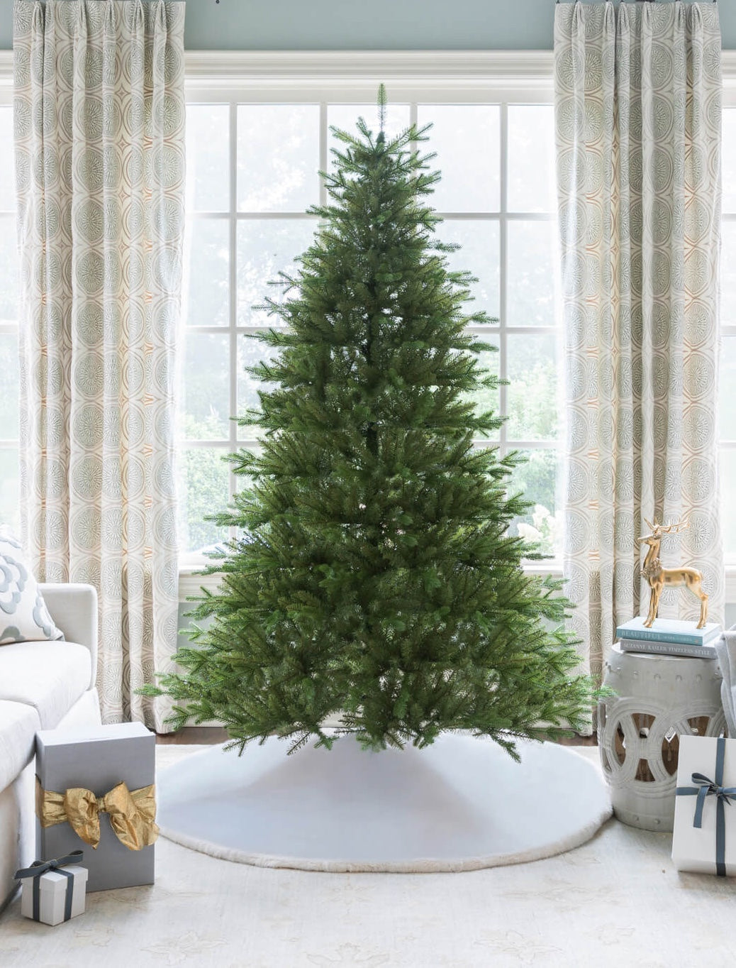 7.5' Alpine Fir Artificial Christmas Tree 2500 Lux LED Lights