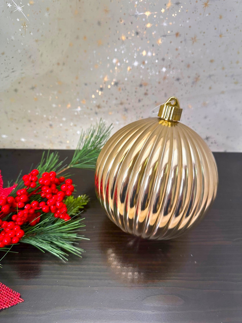 Christmas By Krebs 6" (150mm) Ripple Gilded Gold [2 Pieces] Solid Commercial Grade Indoor and Outdoor Shatterproof Plastic, UV and Water Resistant Ball Ornament Decorations